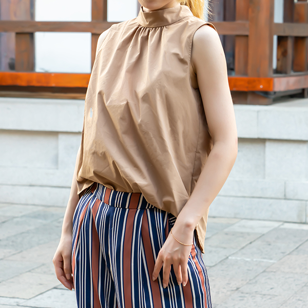  女裝